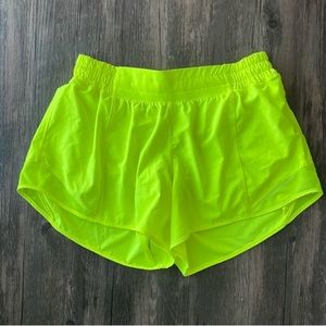 LULULEMON NEON YELLOW HOTTY HOT SHORTS